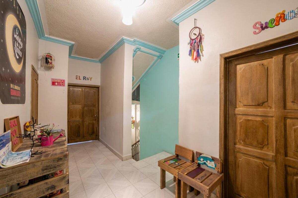 Apartment Colonial Charm Private With Bathroom *